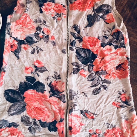 Tank top - Picture 2 of 2